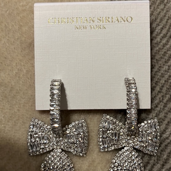 Christian Siriano earrings - Picture 2 of 3